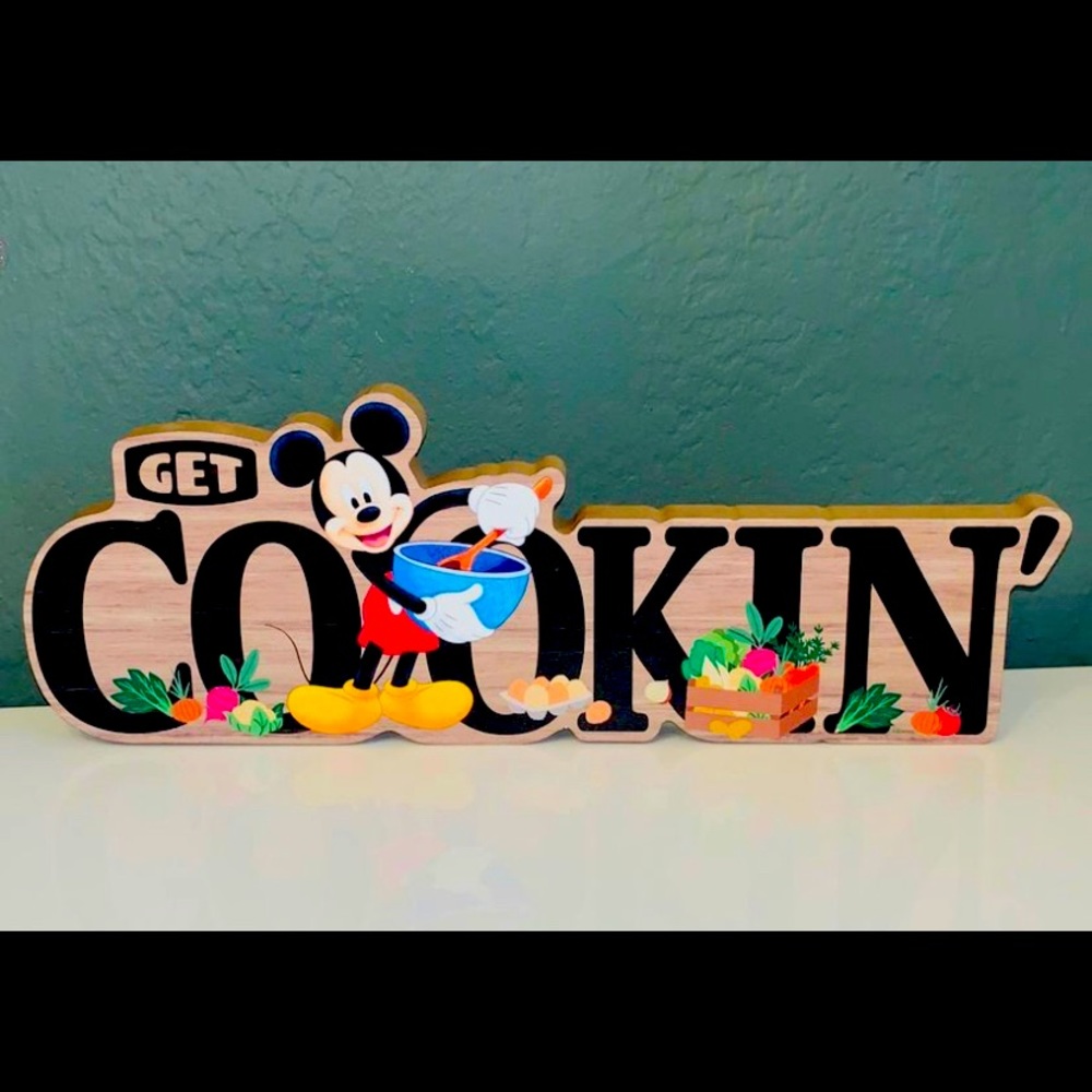 Disney Mickey Mouse Minnie Wooden Kitchen Decor Get Cooking